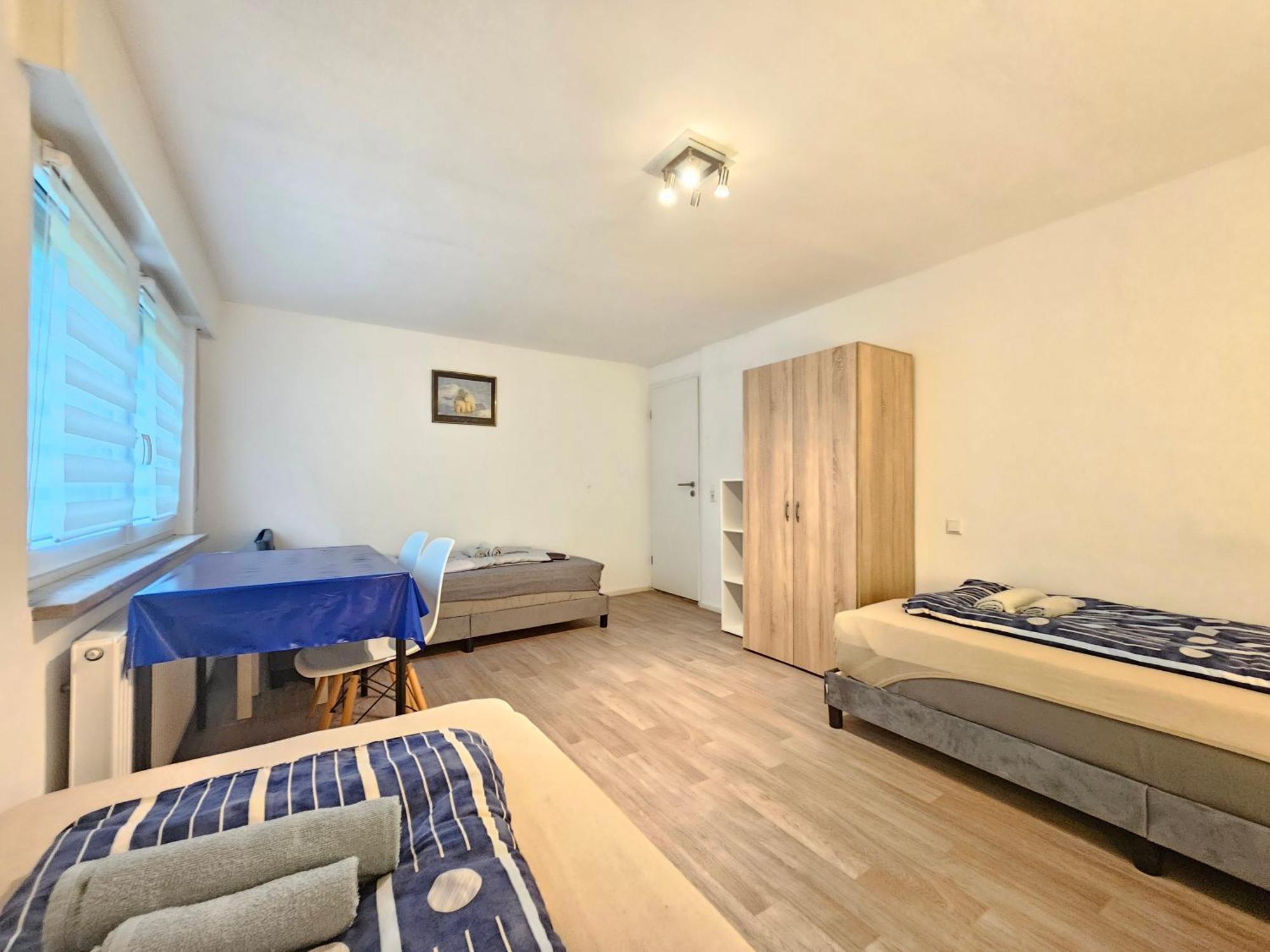 Homestay Wohnreich Mitte -2a- 3er Wg *