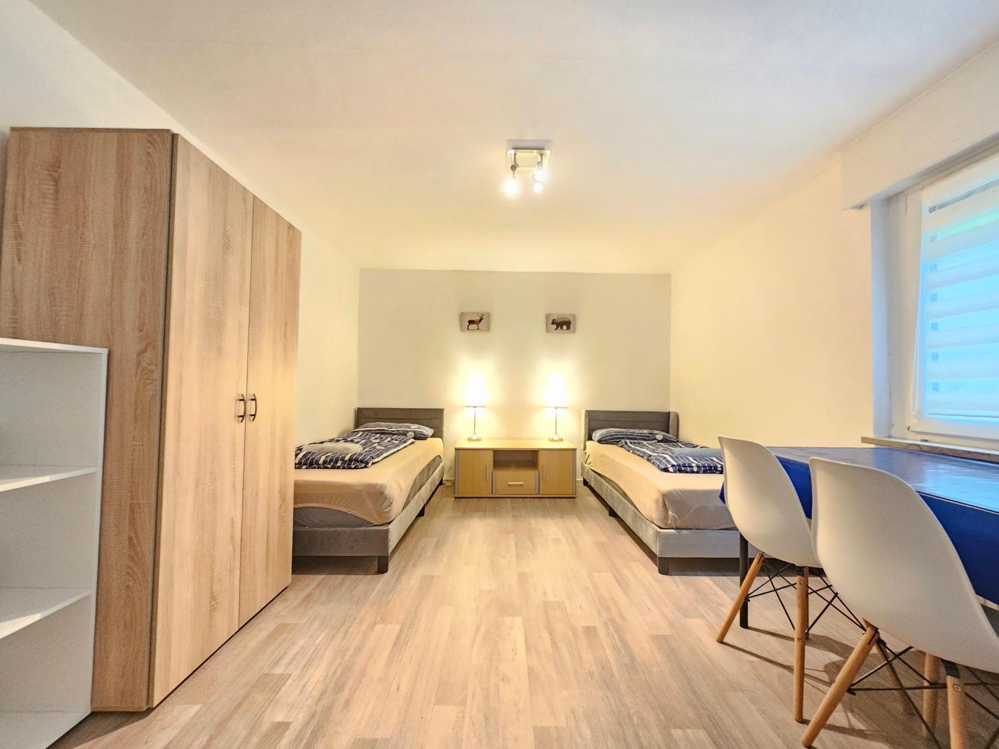 Wohnreich Mitte -2a- 3er Wg Homestay Blaustein